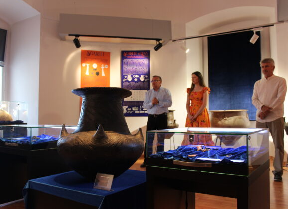 Expoziția „Soarele și Luna”